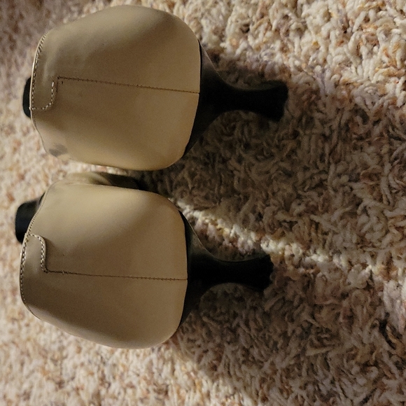 Via Spiga dress heels - Picture 3 of 3